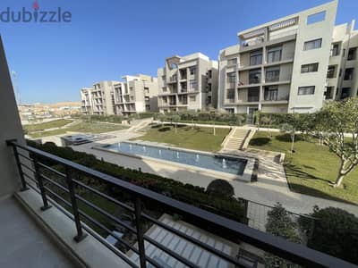 Fifith square apartment for rent