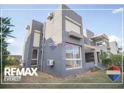 Ground with garden in Kayan-Attractive price