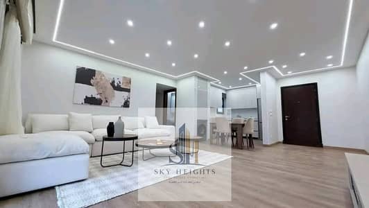 3-bedroom furnished apartment for rent in Madinaty, first used