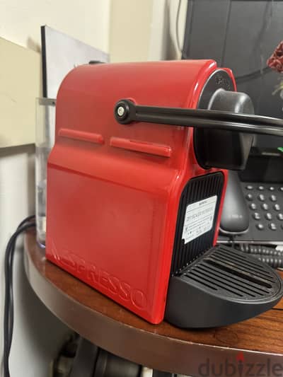 Nespresso Inissia like new