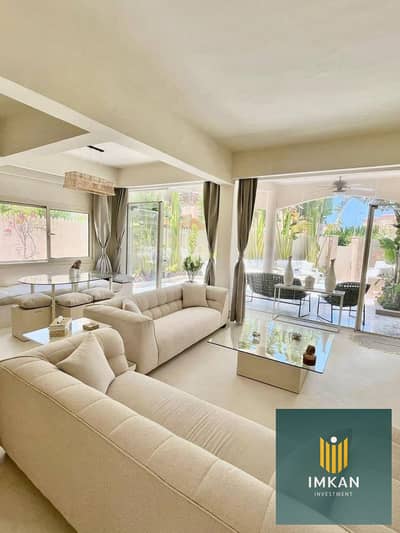Huge discount on a villa for sale in Jally, North Coast (Km 58); ready for viewing, ultra-super-lux finish, and sea view.