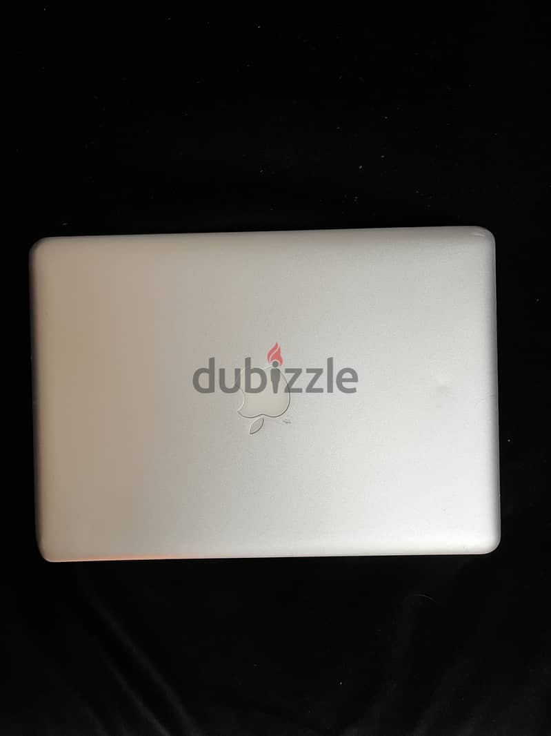 MacBook 4