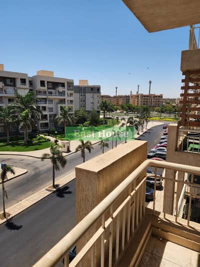 Apartment for sale in Madinaty, prime location and price b10