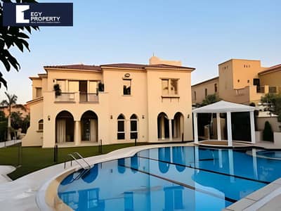 Townhouse Villa for sale Fully Finished Super Lux with Furniture Lowest Price in Uptown Cairo - Mokattam