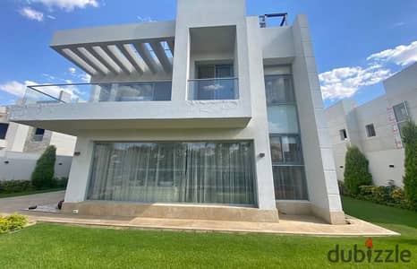 Prime located villa in Cleopatra Square directly on 26 July Corridor, infront of Arkan Plaza Sheikh Zayed and next to Swan Lake