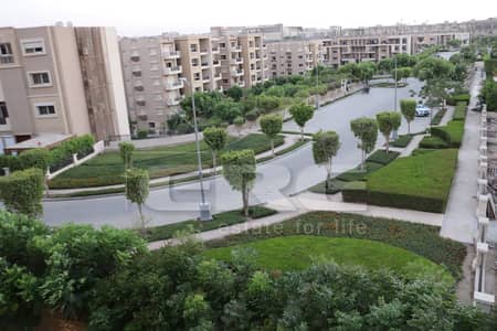 3bed apartment for rent with a landscape view