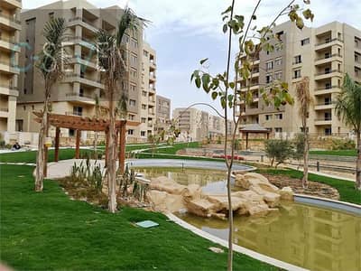 Apartment First Floor 3 bedrooms 3 bathrooms  Bua : 168 M² in the square sabbour