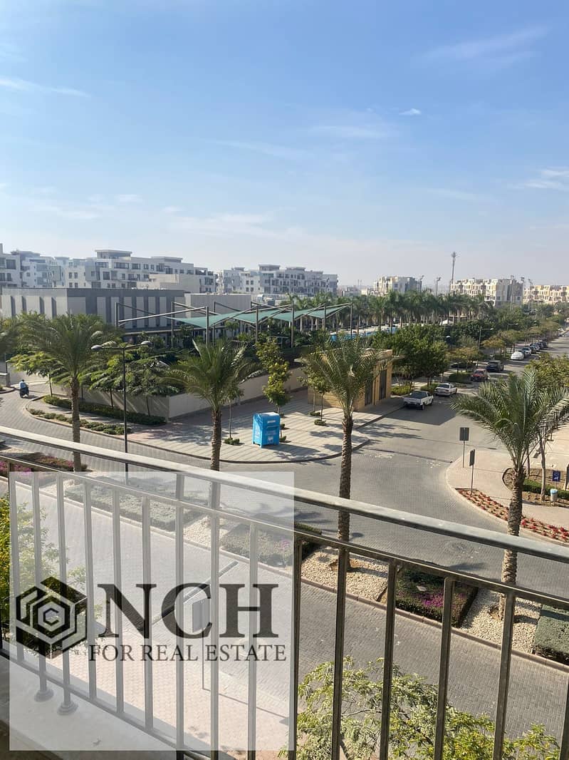 شقة بـ٤ غرف نوم في ايست تاون، صورة ٩ من ٩