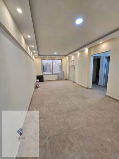 Apartment for rent in the Fifth Settlement, Investors South, Andalus Neighborhood, 125 square meters, 3 bedrooms, reception, kitchen, and bathroom. First-hand delivery from the company and close to all services.