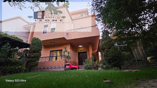 فيلا ايجار مفروشة بالكامل فندقية ناصية في  Al Rehab City القاهرة الجديدة New Cairo 300 متر 4 غرف نوم 5 حمامات حديقة خاصة ومدخل خاص