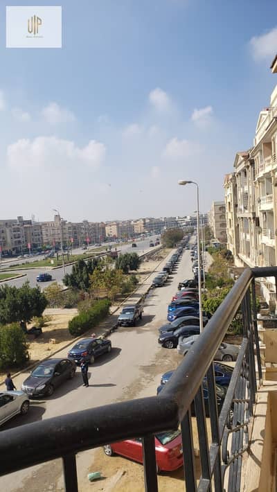 Apartment for rent in the Fifth Settlement on Jamal Abdel Nasser Main Axis in front of the Egyptian School, fully finished super lux