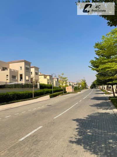 تاون هاوس 287 متر للبيع في أعمار اب تاون كايرو Uptown Cairo متشطب بالكامل | استلام فورى