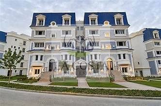 Penthouse for sale in Mountain View Hyde Park immediate delivery fully finished lake view