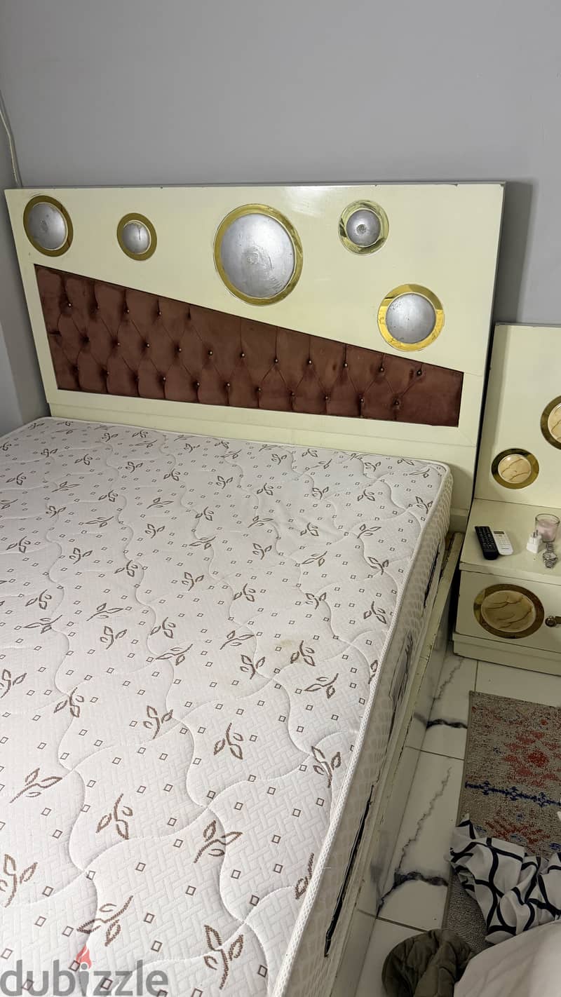سرير 160+مرتبة+كوميدينو بدون مُلل 1