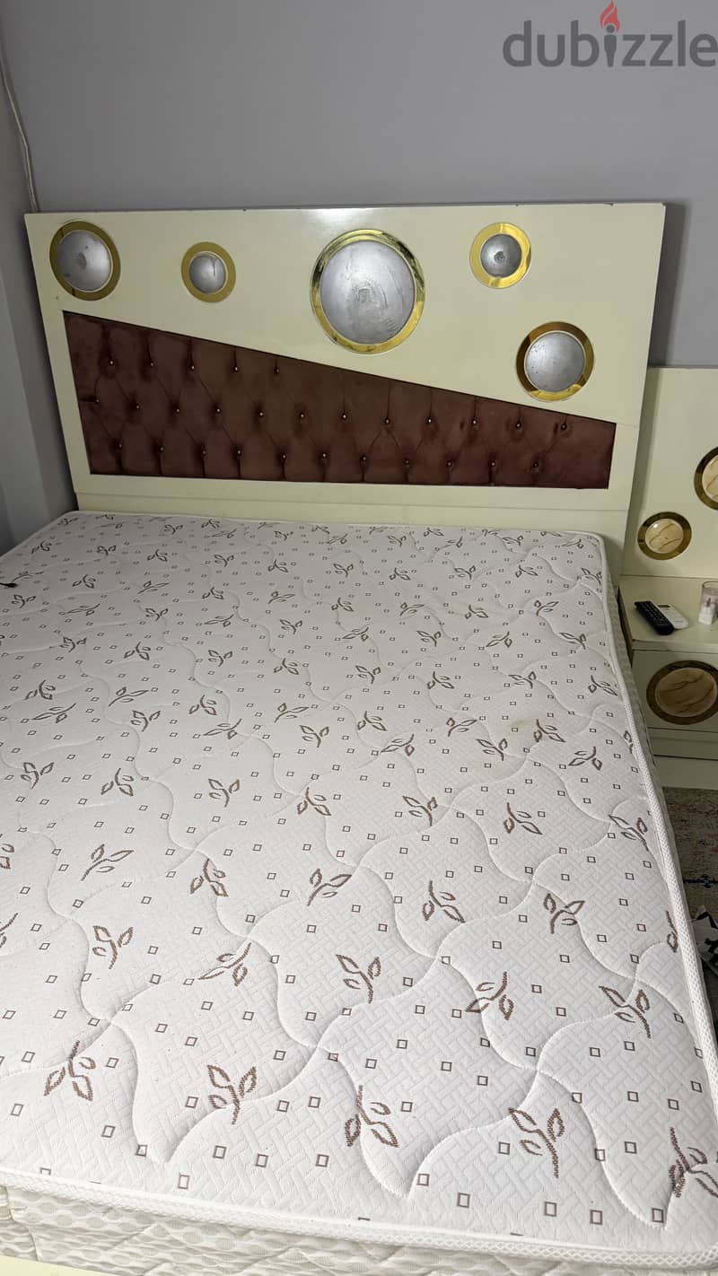 سرير 160+مرتبة+كوميدينو بدون مُلل 3