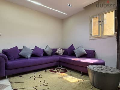 ركنة حرف L بنفسجى