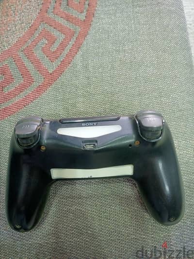 ps4 controller original  حالة ممتازة