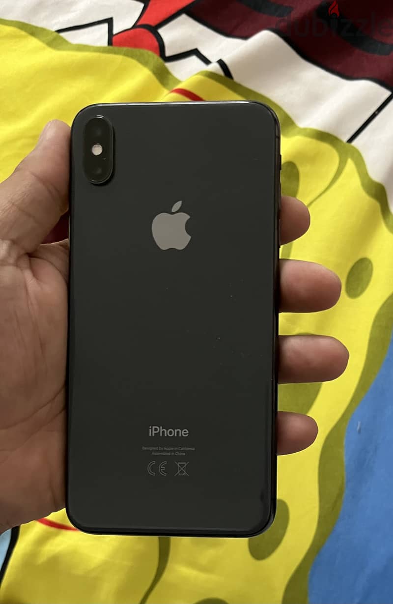 Apple - iPhone XS Max 1
