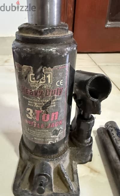 كوريك سيارة ٣ طن