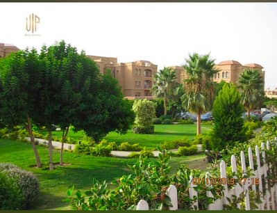 شقة مفروشة بالكامل للإيجار في مينا ريزيدنس – التجمع الخامس  بجوار الجامعة الأمريكية مباشرة