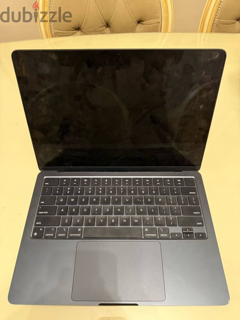 MacBook air M3 2024 1