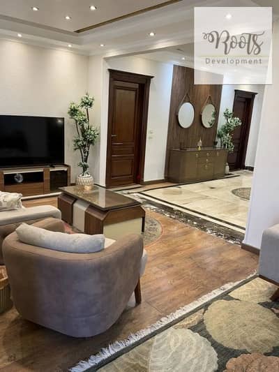 For Sale Standalone villa,Fully Furnished,Ready to move ,on the Dahshur Link Road and the Oasis Road, next to Gardenia, in Al Nasayem ,October
