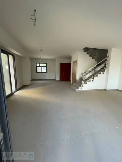 Upper duplex 276 meters for sale in Compound Al-Proje