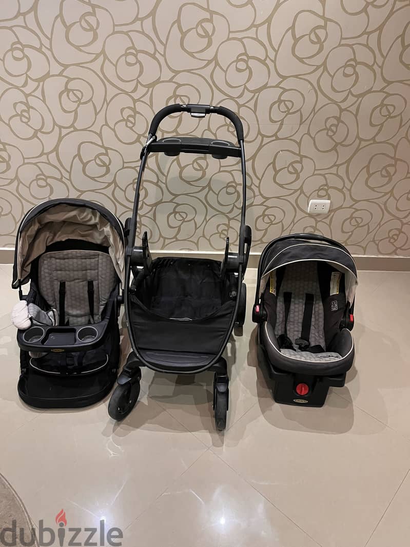 Graco Stroller and Car Seat 3