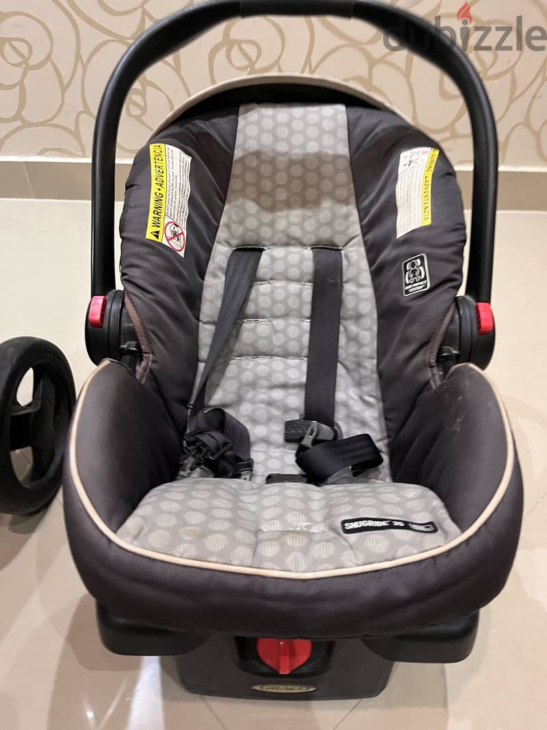Graco Stroller and Car Seat 7