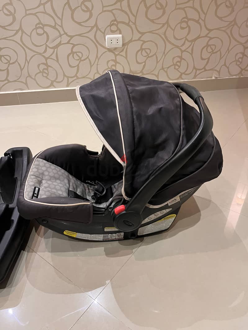 Graco Stroller and Car Seat 9