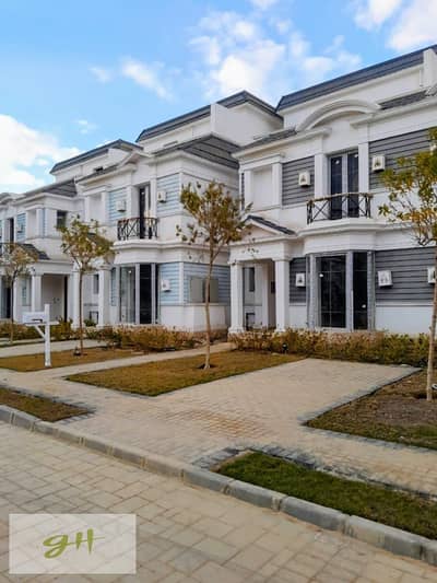 Town House 205 m² for Sale in Mountain View ICity New Cairo