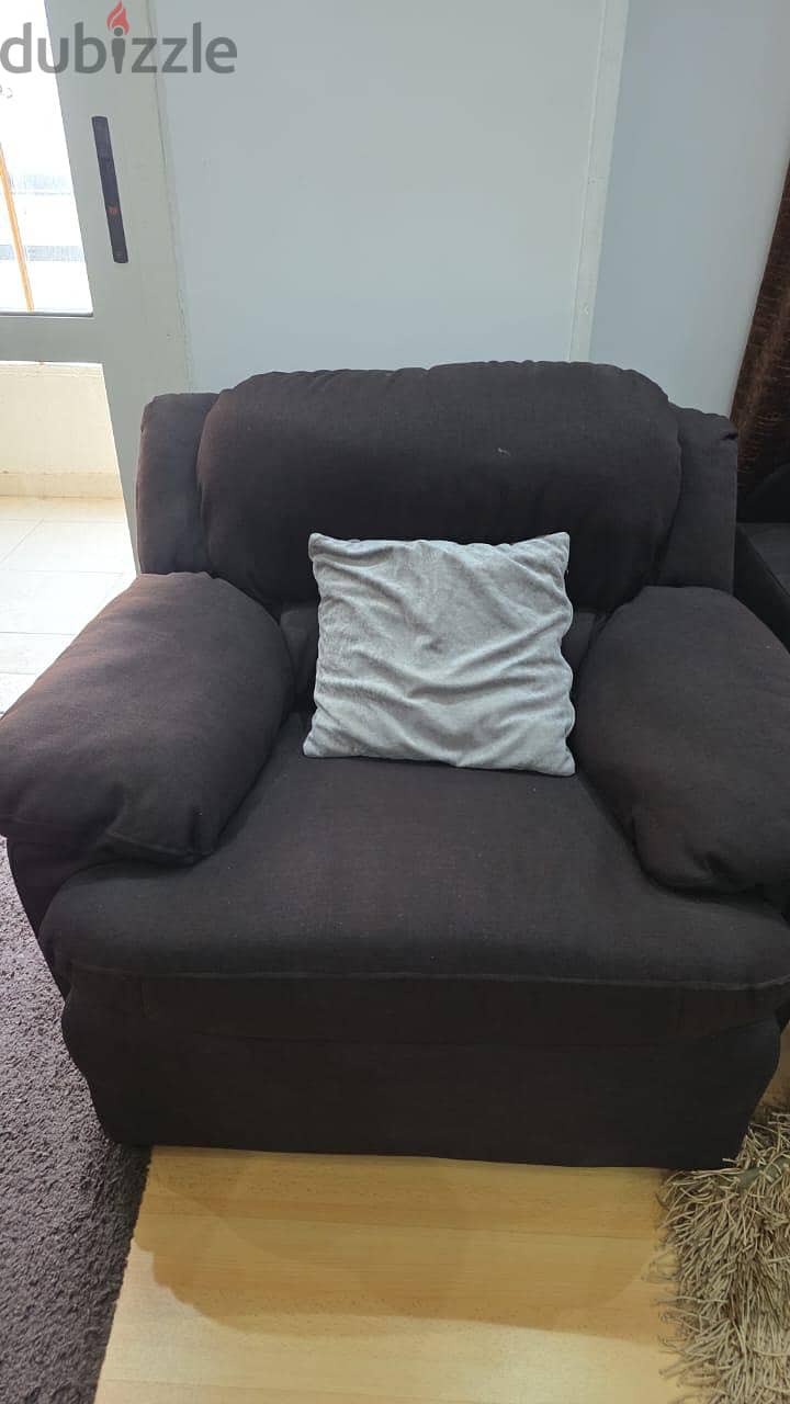 Sofa set, 3 seater, and1 seat 1