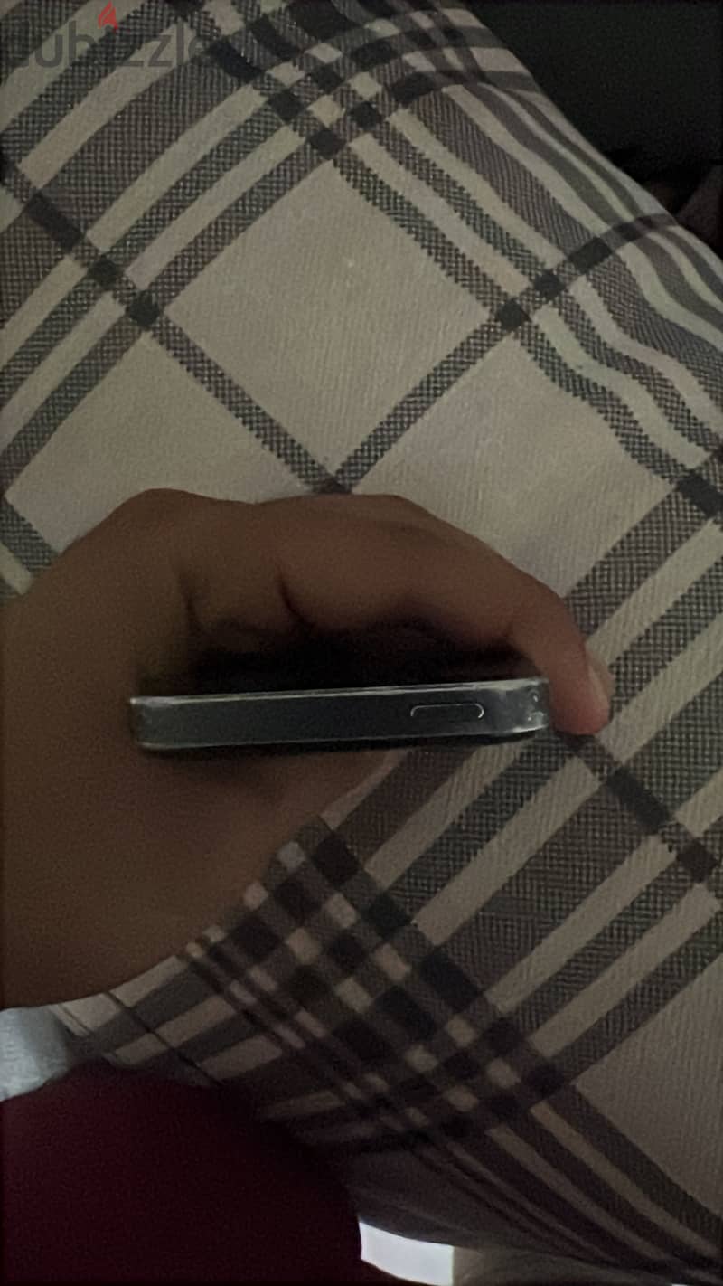 Apple - iPhone 5 3