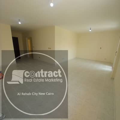 182m² apartment for sale in Al Rehab at a bargain price; direct from the owner.