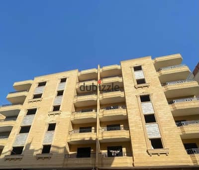 125 m apartment for immediate delivery in area J - Prime location near Gardenia