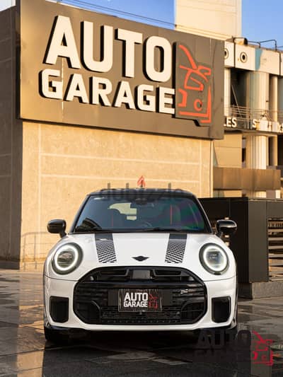 MINI John Cooper Works 2025