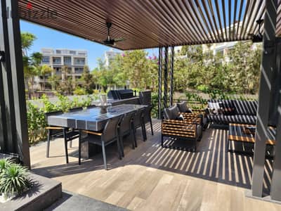 For Sale: Ground Floor Apartment with Private Garden in One16 – SODIC Sheikh Zayed  Prime location overlooking the landscape and pool  Ground floor + 80 sqm private garden, fully finished with marble  Apartment area: 180 sqm  3 bedrooms + dressing ro