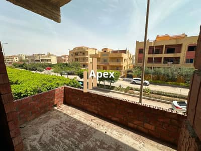 Apartment for Sale, 230 sqm in the 7th District. A great opportunity! 4 bedrooms, including a master, 3 bathrooms, first floor, stone facade, elevator