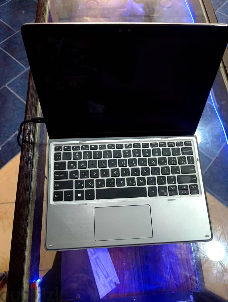 Latitude 7200  2-in-1 3