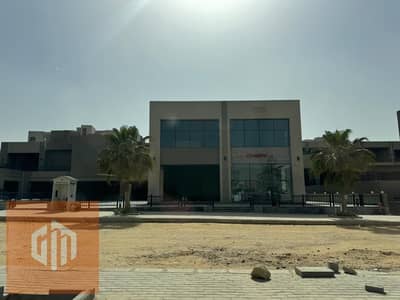 محل للإيجار 346م - متشطب - الجولدن سكوير - القاهرة الجديدة