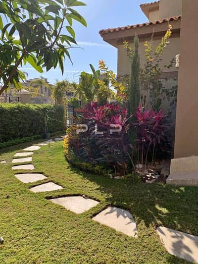 Townhouse for sale, ready to move, with a distinctive view and the lowest price on the market, in the Palm Hills Katameya (PK1) compound.
