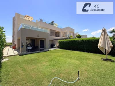 باقل من سعر الماركت لسرعه البيع جونيورشاليه 175م تشطيب كامل بالفرش الاجهزة و التكييفات Open view ريسيل فوري في هاسيندا باي الساحل الشمالي بتقسيمه خاصه