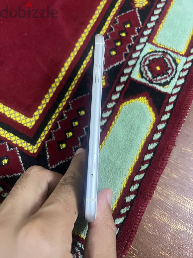 Apple - iPhone 11 3