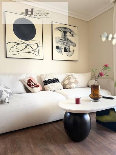 استوديو ايجار مفروش بتراس 200 متر V Residence فيليت V ريزيدنس سوديك فيليت القاهرة الجديدة New Cairo 40 متر غرفة نوم حمام وليفينج