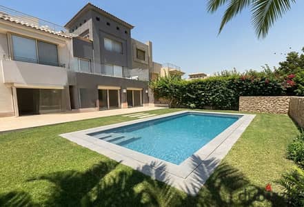 Villa in Golf views Palm hills near of new giza