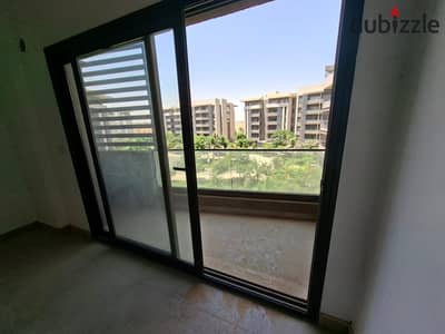 استوديو للايجار قانون فى بريفادو مدينتى