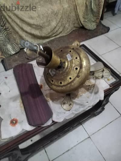 مروحة سقف اباجورة نحاس