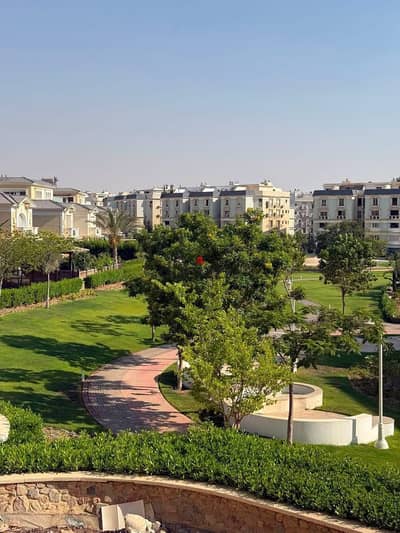 Corner apartment open view ready to move for sale at a great price in mountain view hyde park new cairo