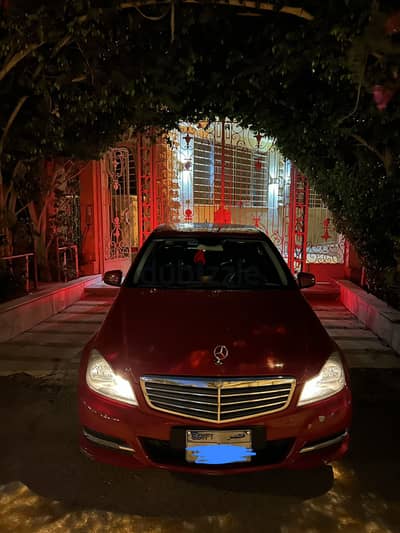Mercedes-Benz C180 2014