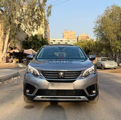 بيجو 5008 هاي لاين 2019 فبريكه عداد 140 الف صيانات منتظمه